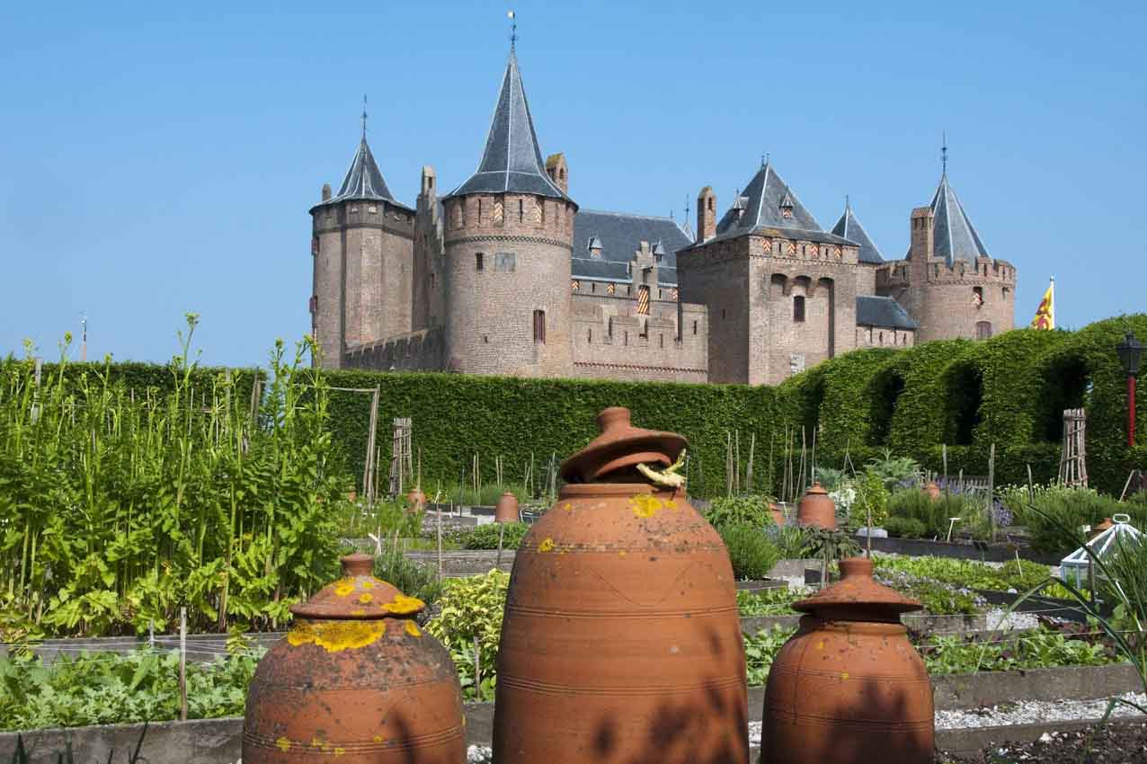 Tuin bij Muiderslot - fotocredits: erfgoedhovenier Hoefakker